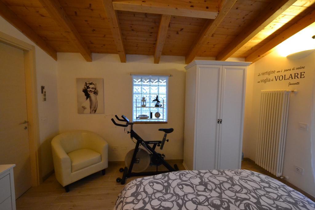 B&B Il Noce Alla Finestra Roe ห้อง รูปภาพ