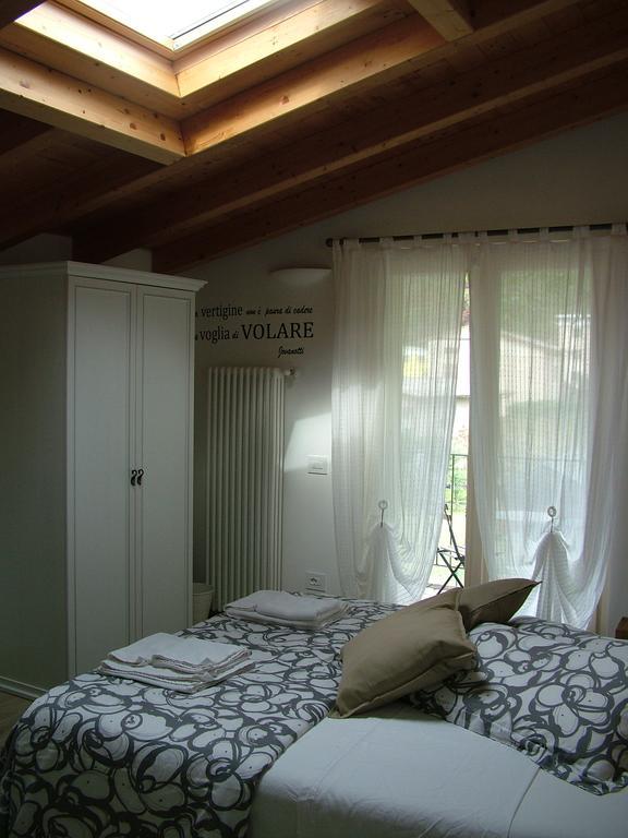 B&B Il Noce Alla Finestra Roe ห้อง รูปภาพ